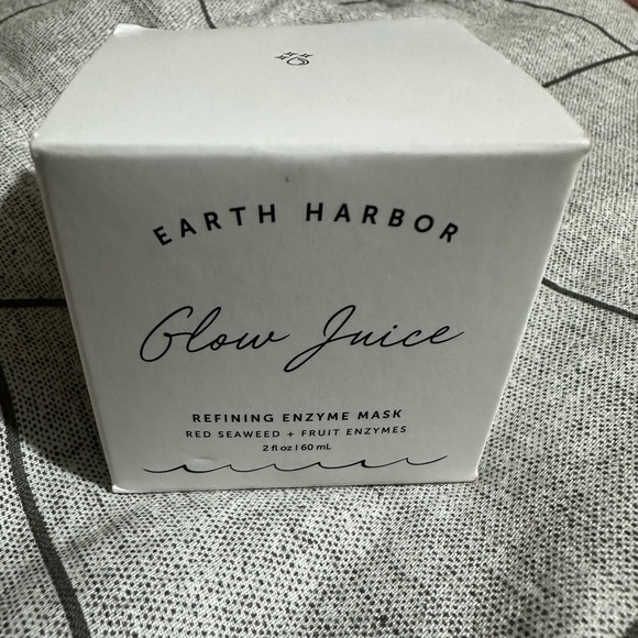 NEW Earth Harbor Glow Juice Refining Enzyme Mask - Picture 4 of 4